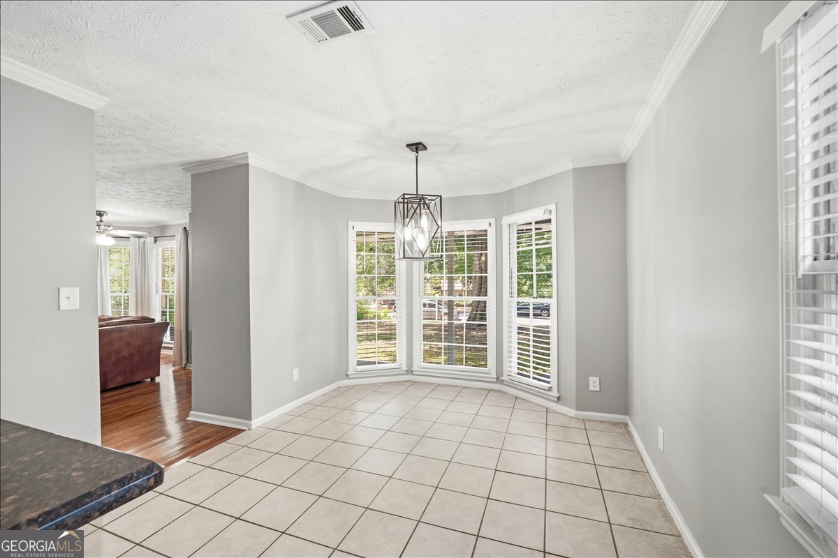 1661 Hudson Road Property Photo 18