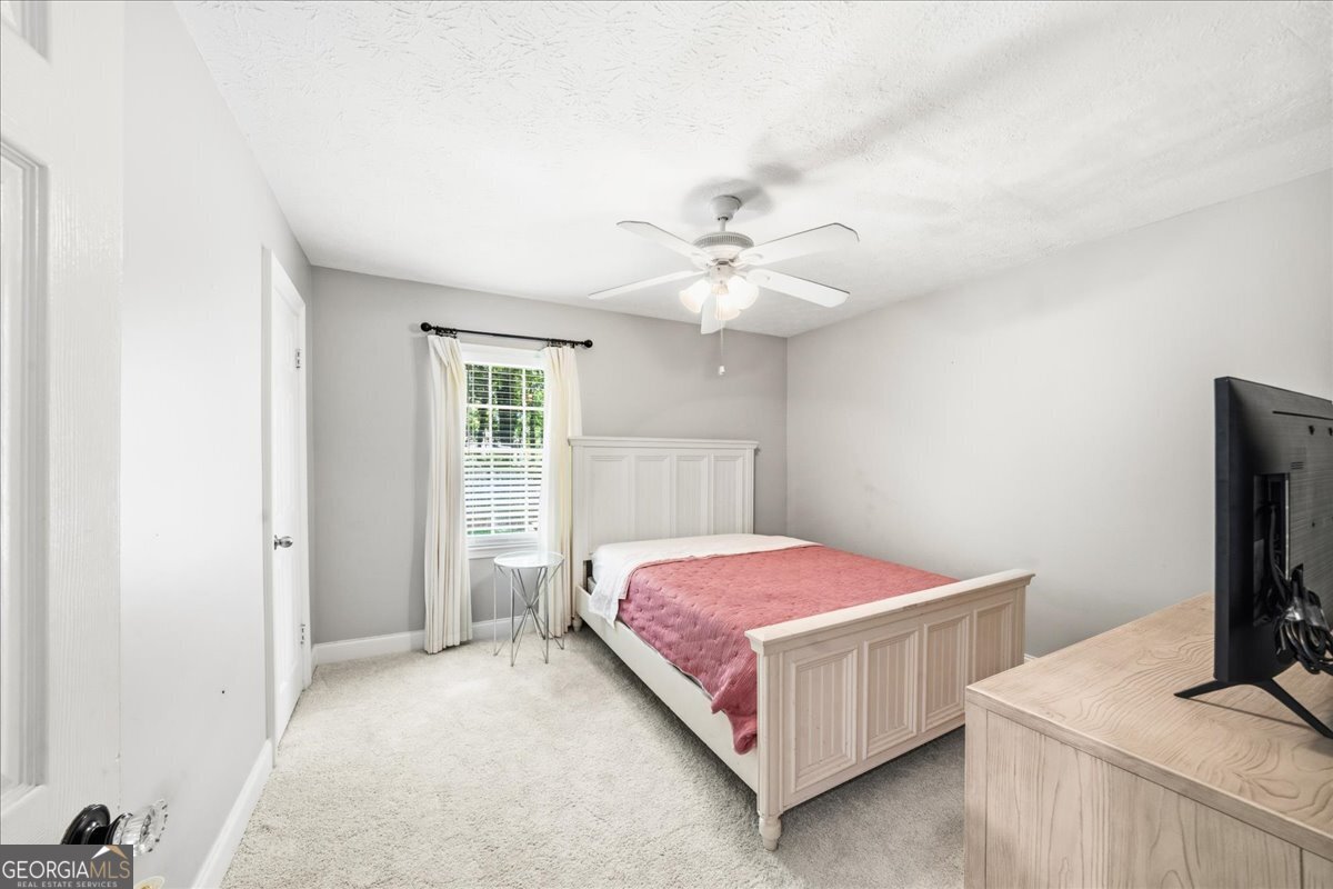 1661 Hudson Road Property Photo 24