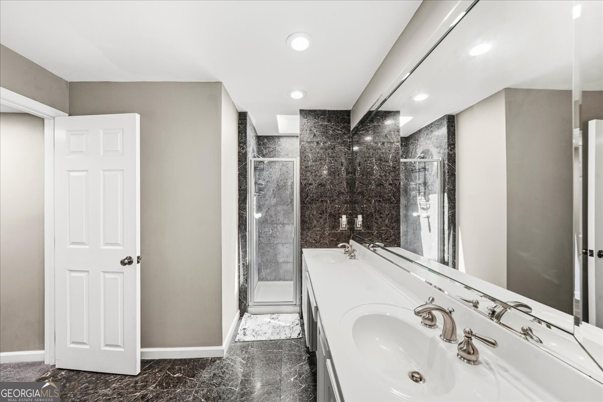 1661 Hudson Road Property Photo 26