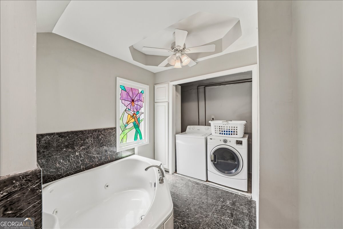 1661 Hudson Road Property Photo 27