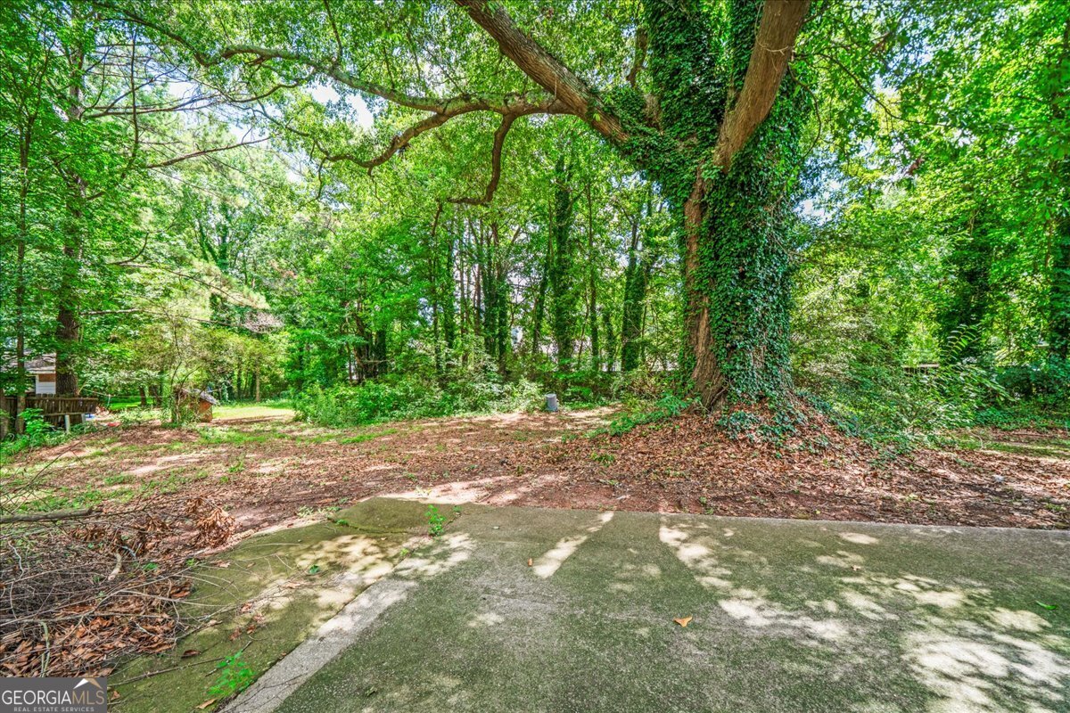 1661 Hudson Road Property Photo 40