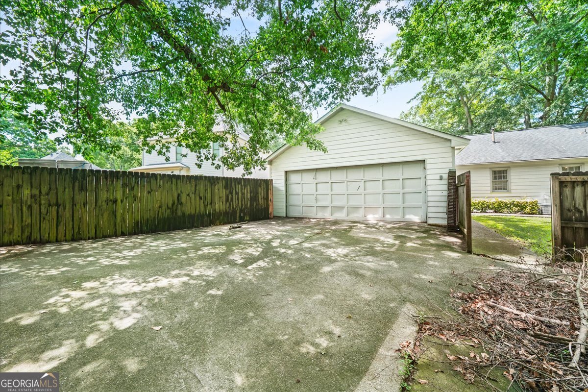 1661 Hudson Road Property Photo 41