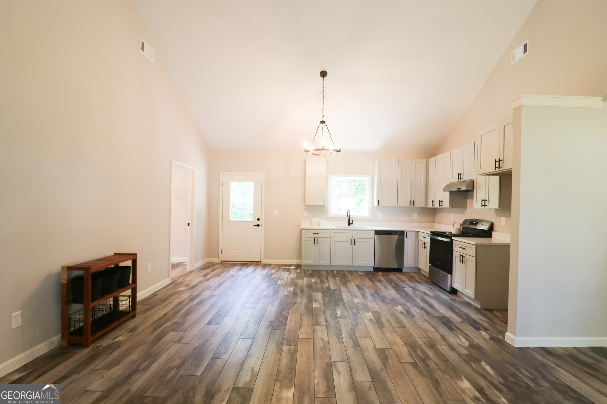 101 Alexandria Way Property Photo 34
