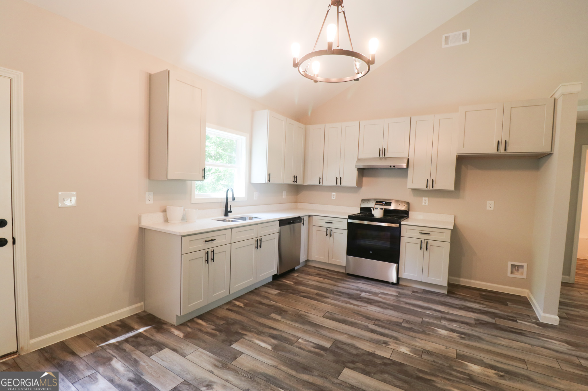 101 Alexandria Way Property Photo 37