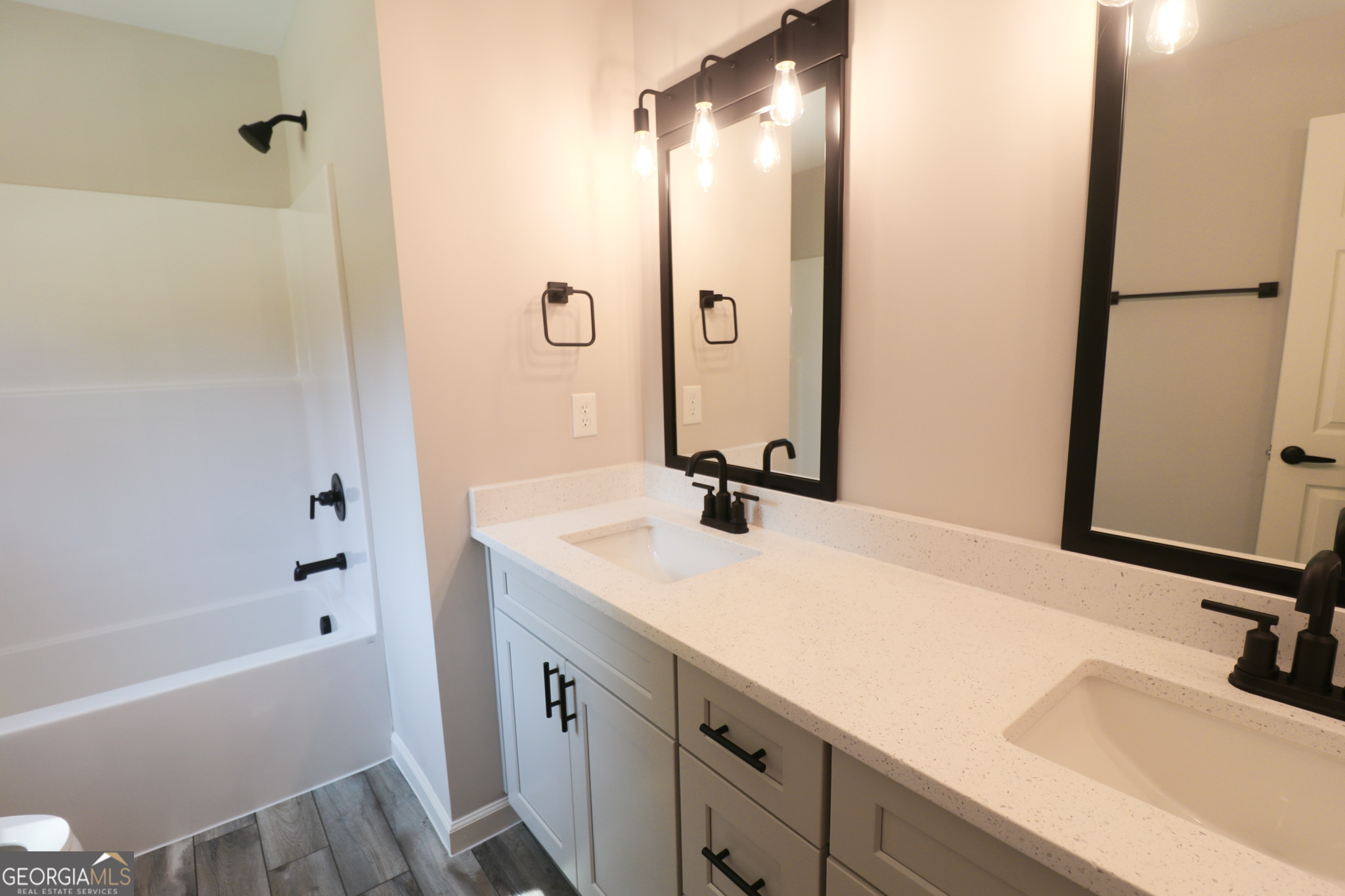 101 Alexandria Way Property Photo 81