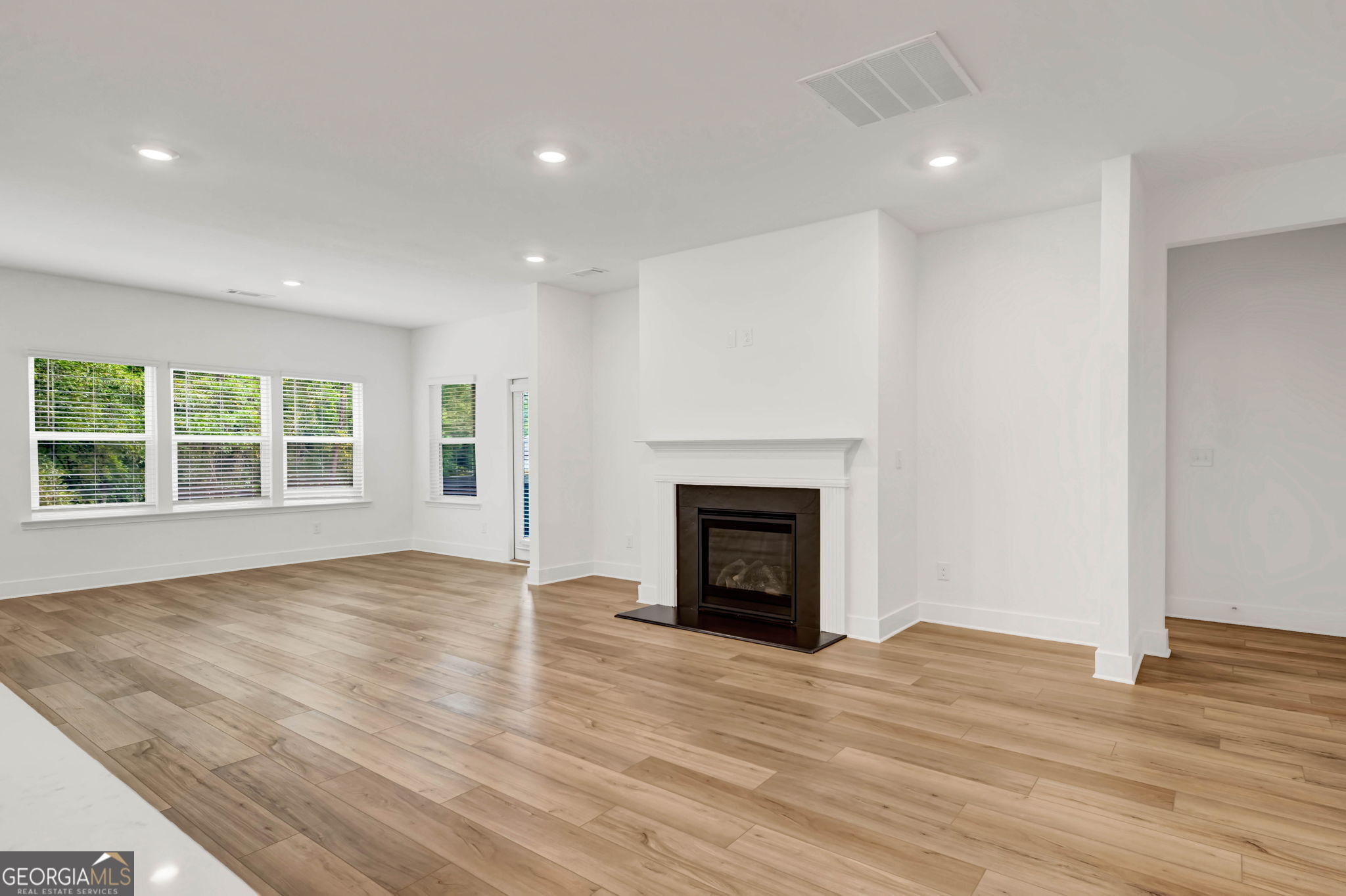 14 Candleberry Way Property Photo 7