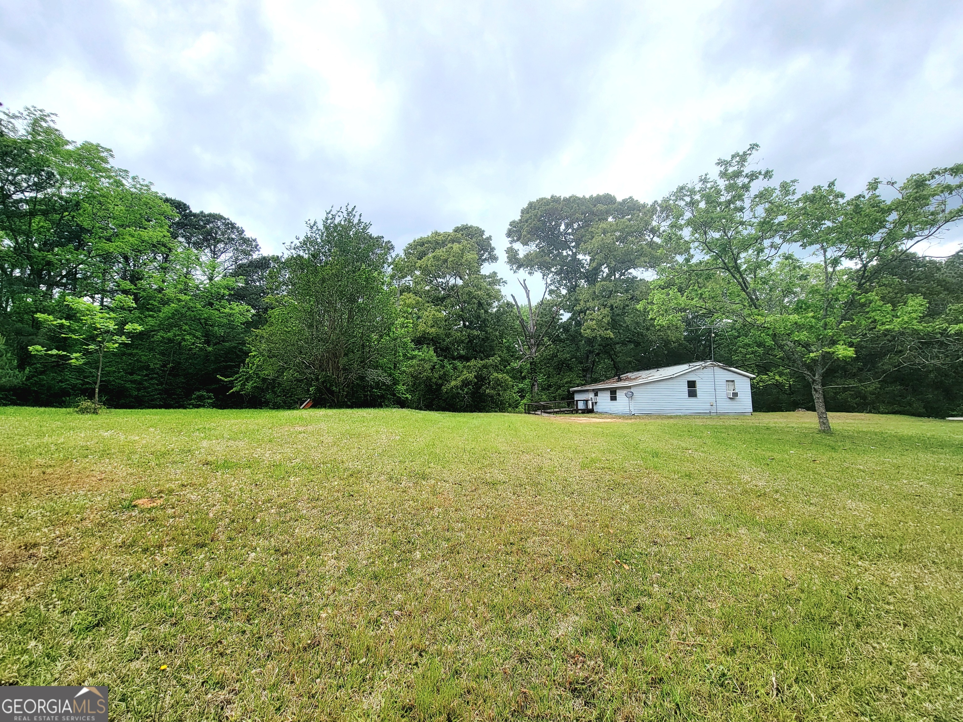 11670 Ga Highway 18 Property Photo 2