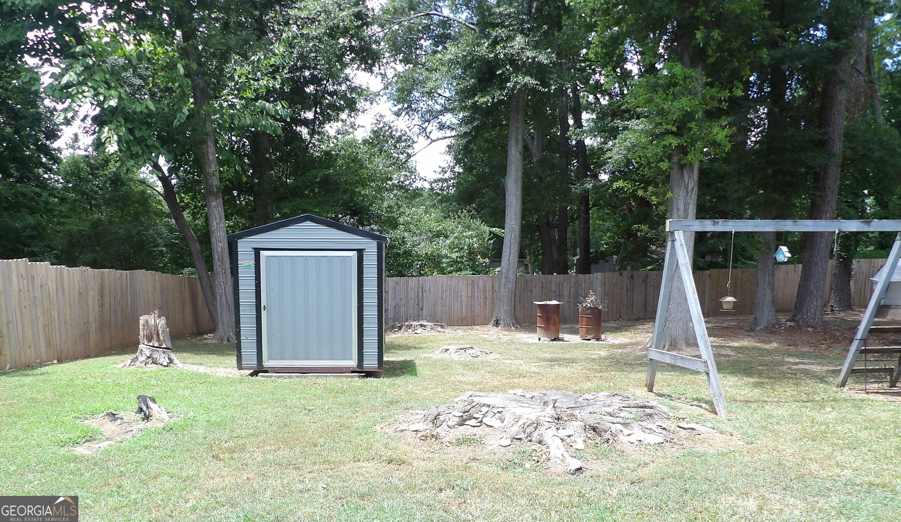 233 Leafwood Lane Property Photo 5