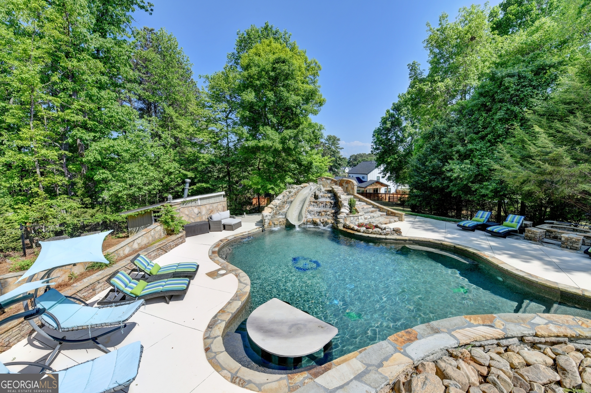 6640 Shady Grove Road Property Photo 1