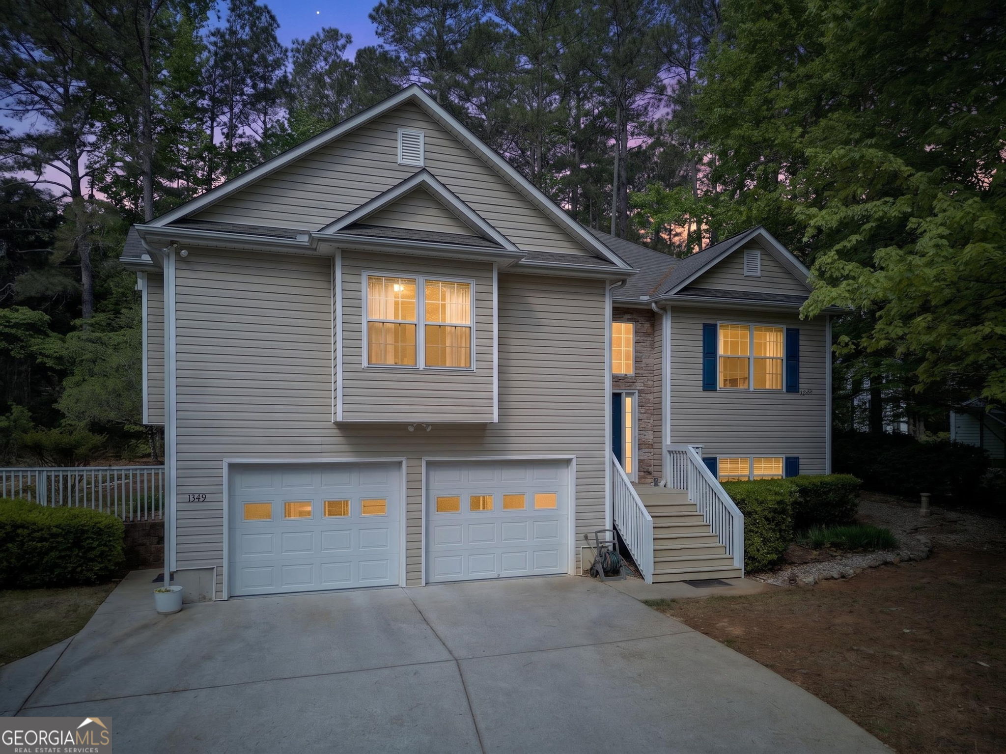 1349 Southgate Drive Property Photo 1