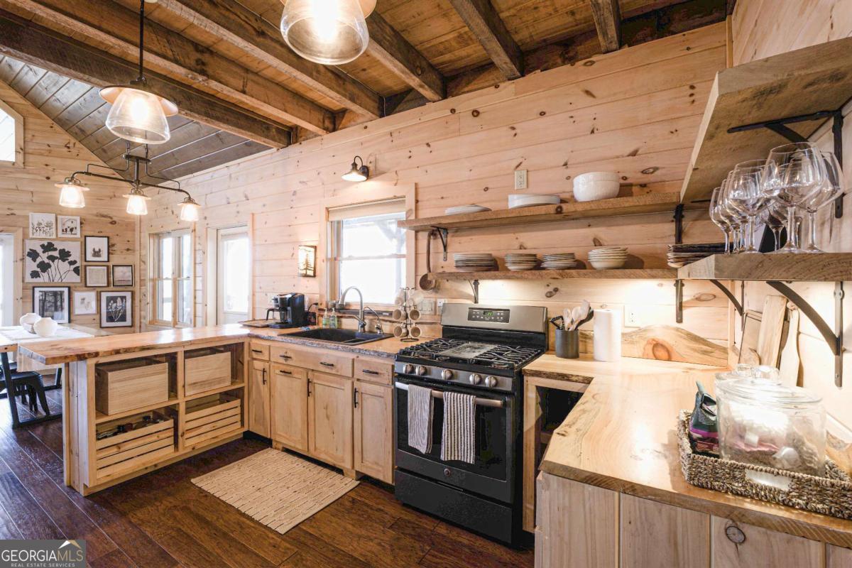 150 Laurel Trace Property Photo 10