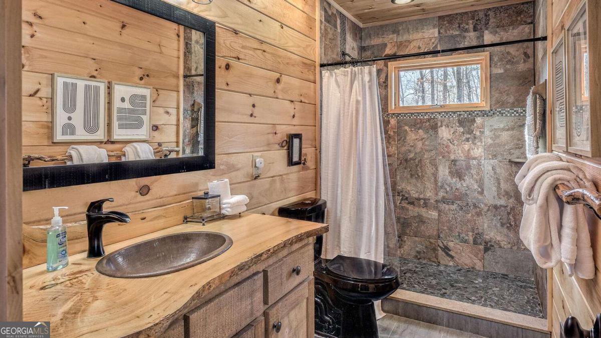 150 Laurel Trace Property Photo 13