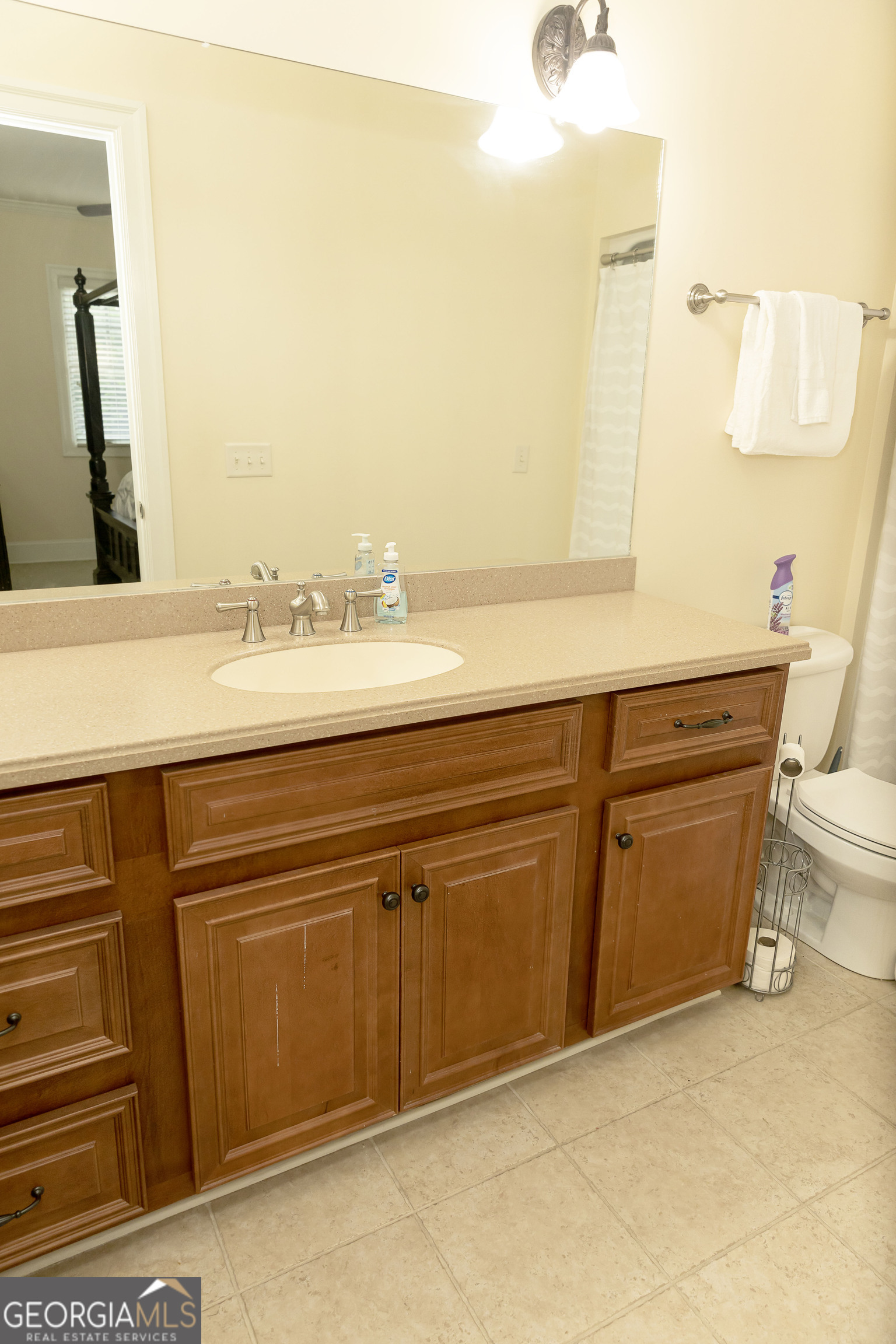 102 Arbor Court Property Photo 28