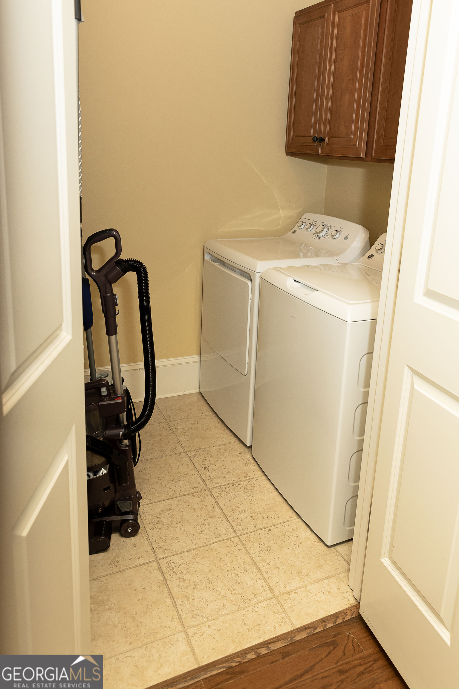 102 Arbor Court Property Photo 32