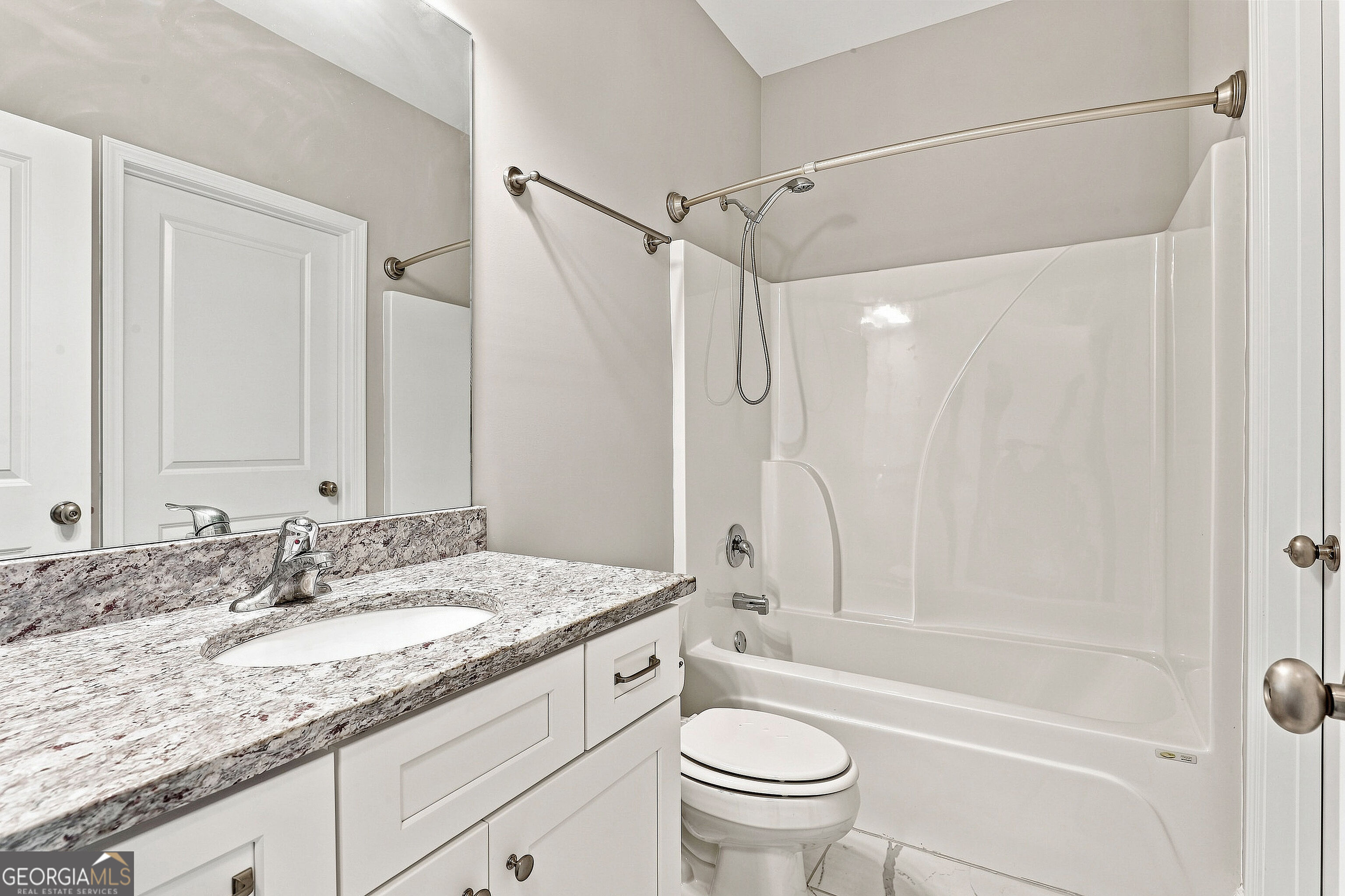 509 Lago Court Property Photo 33