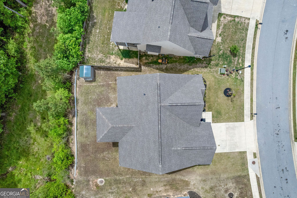 509 Lago Court Property Photo 41