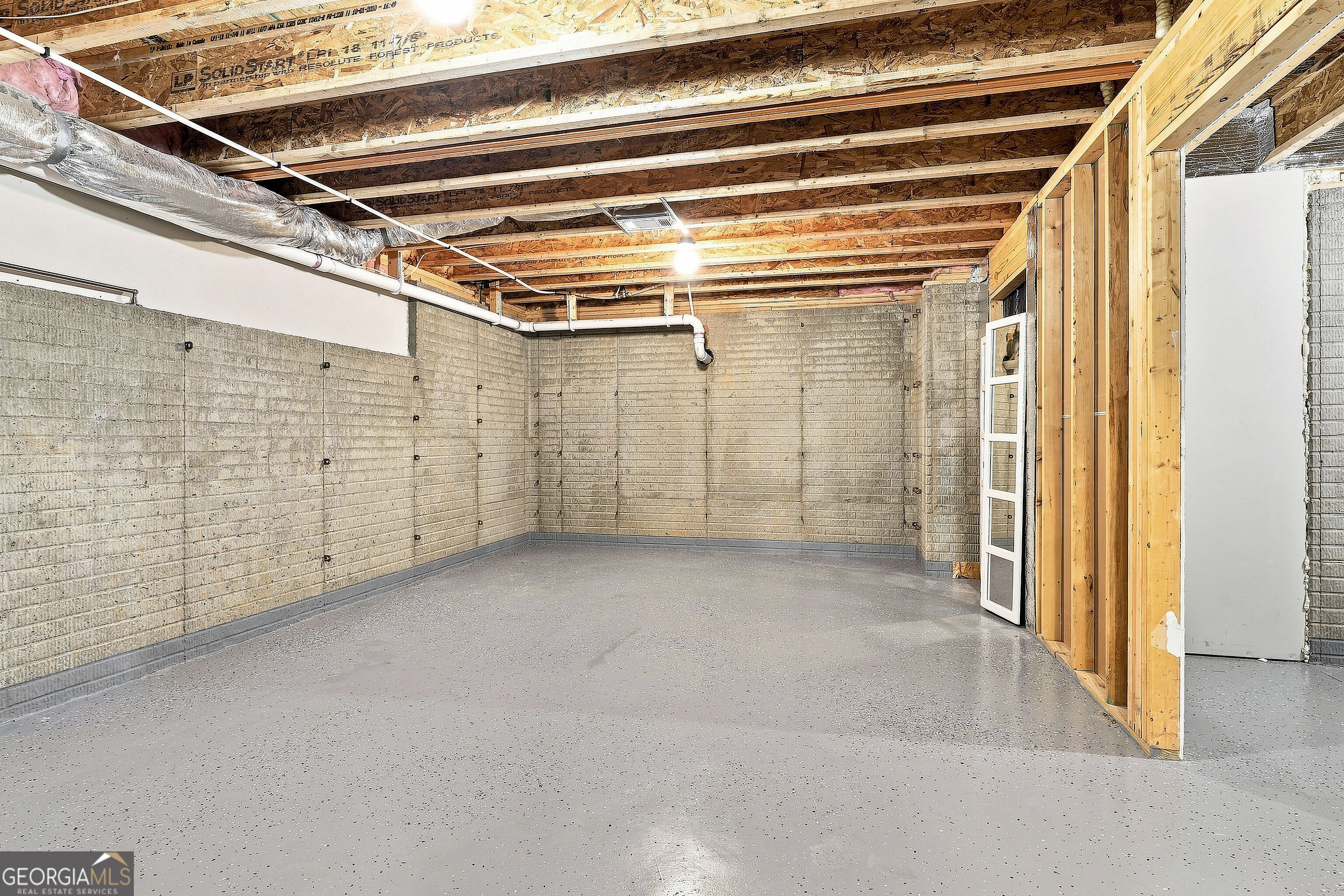509 Lago Court Property Photo 43