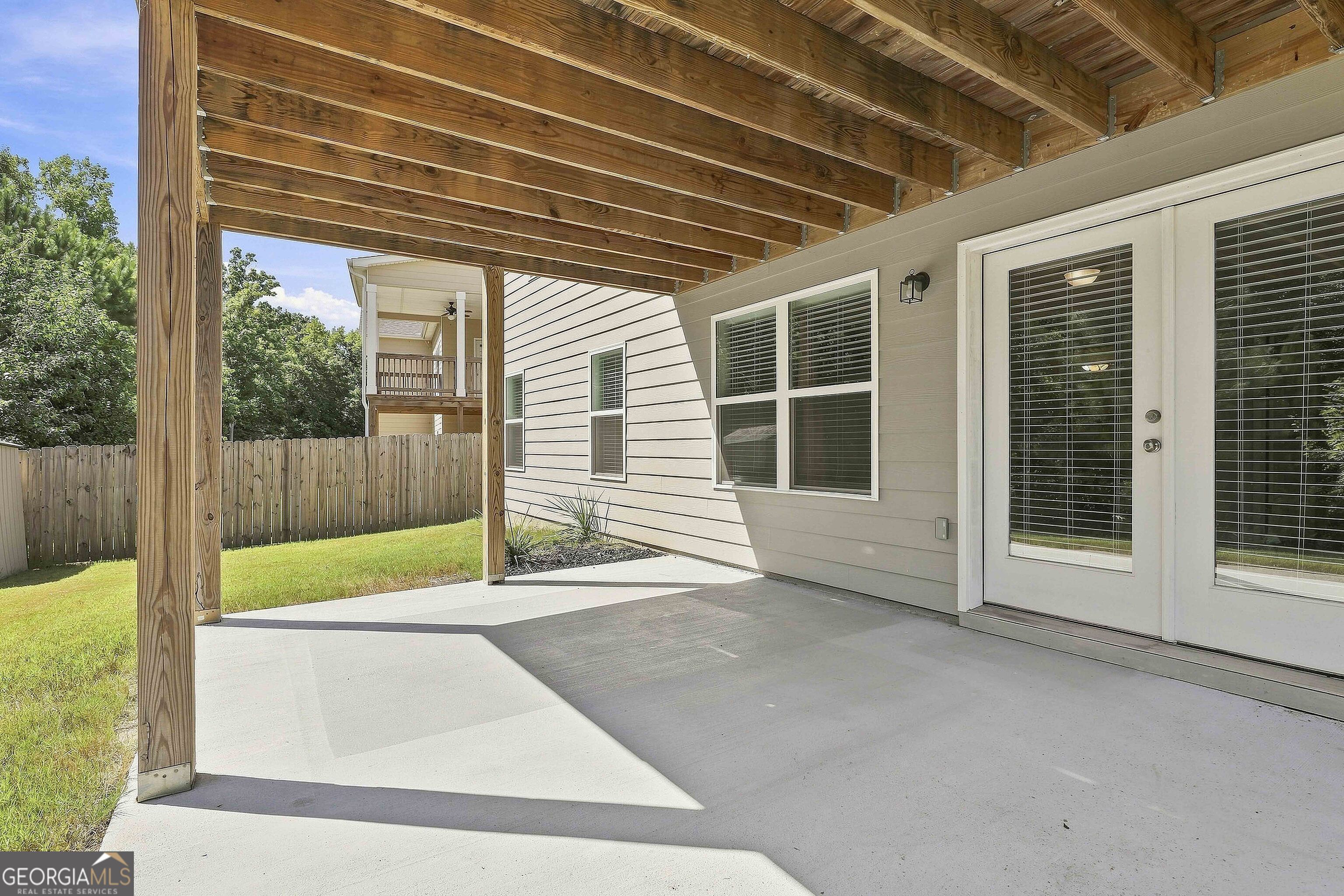 509 Lago Court Property Photo 46