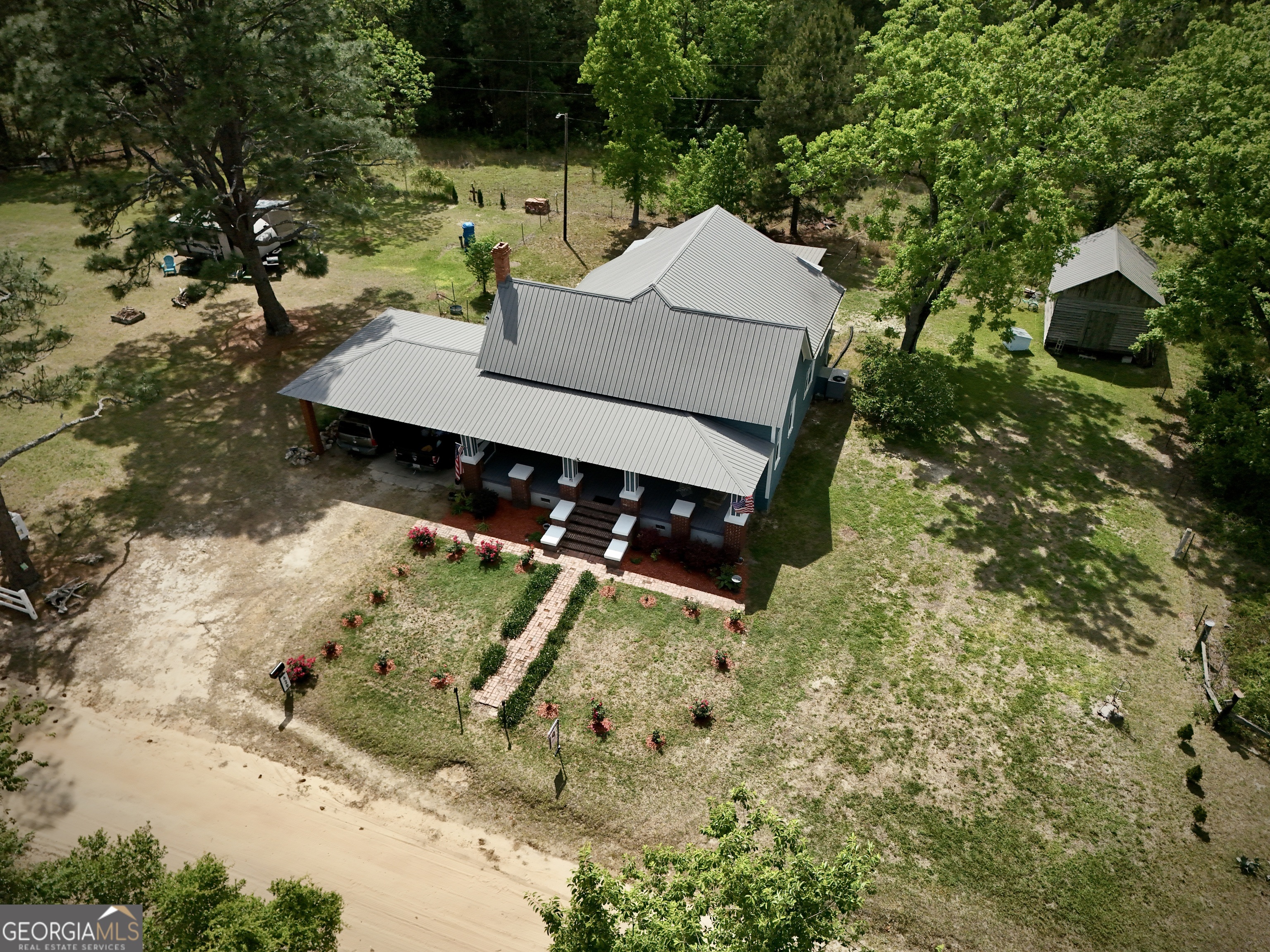 629 Bobby Fortner Road Property Photo 3