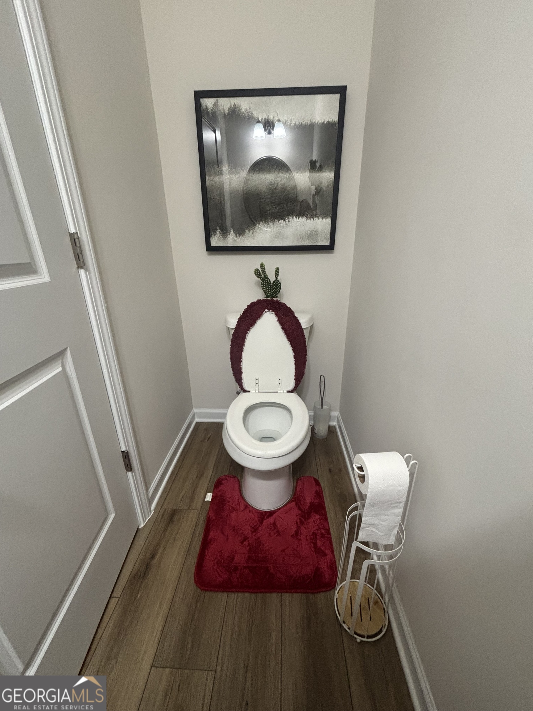 251 Regent Park Property Photo 10