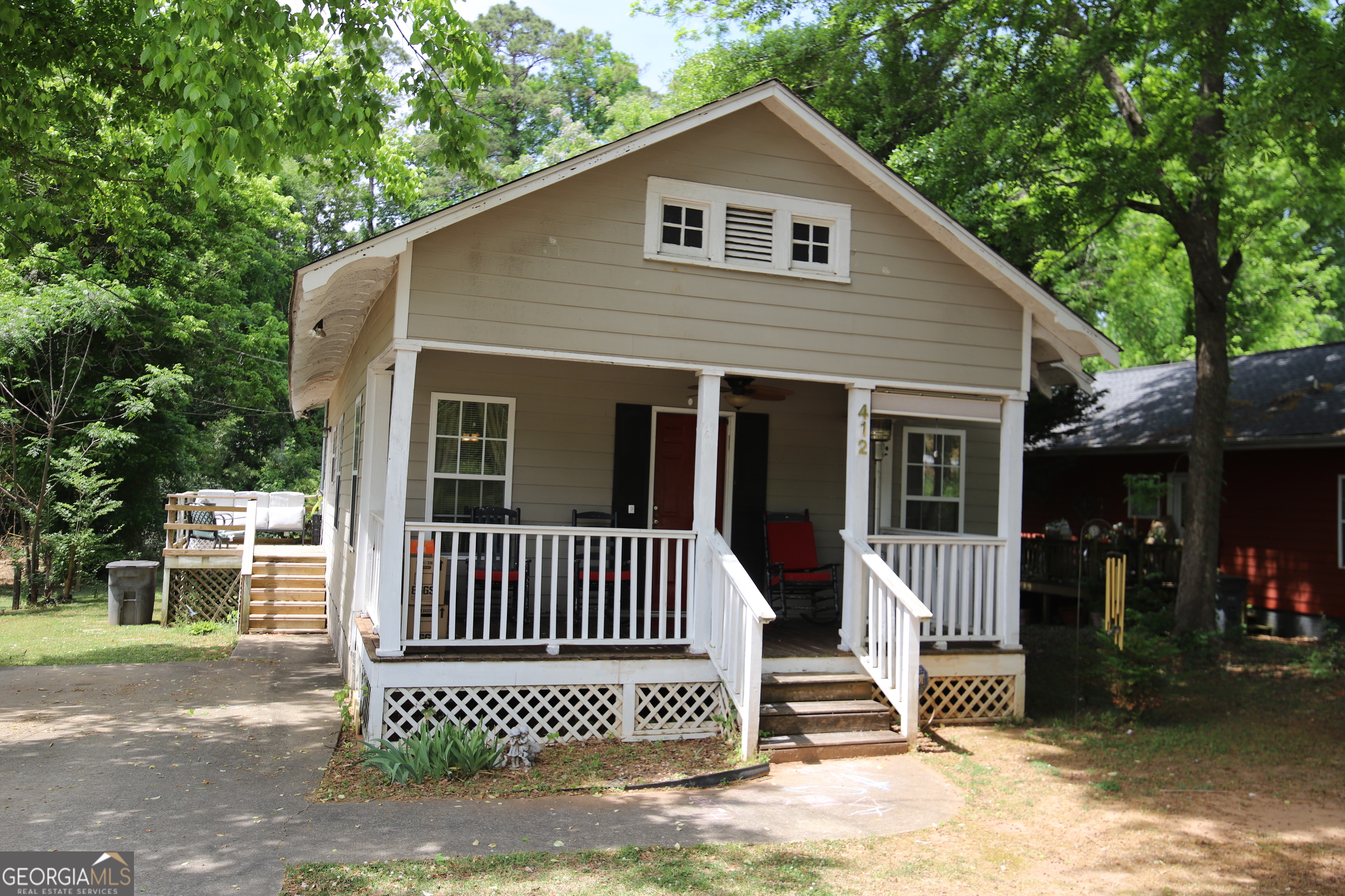 412 S Lee Street Property Photo 1
