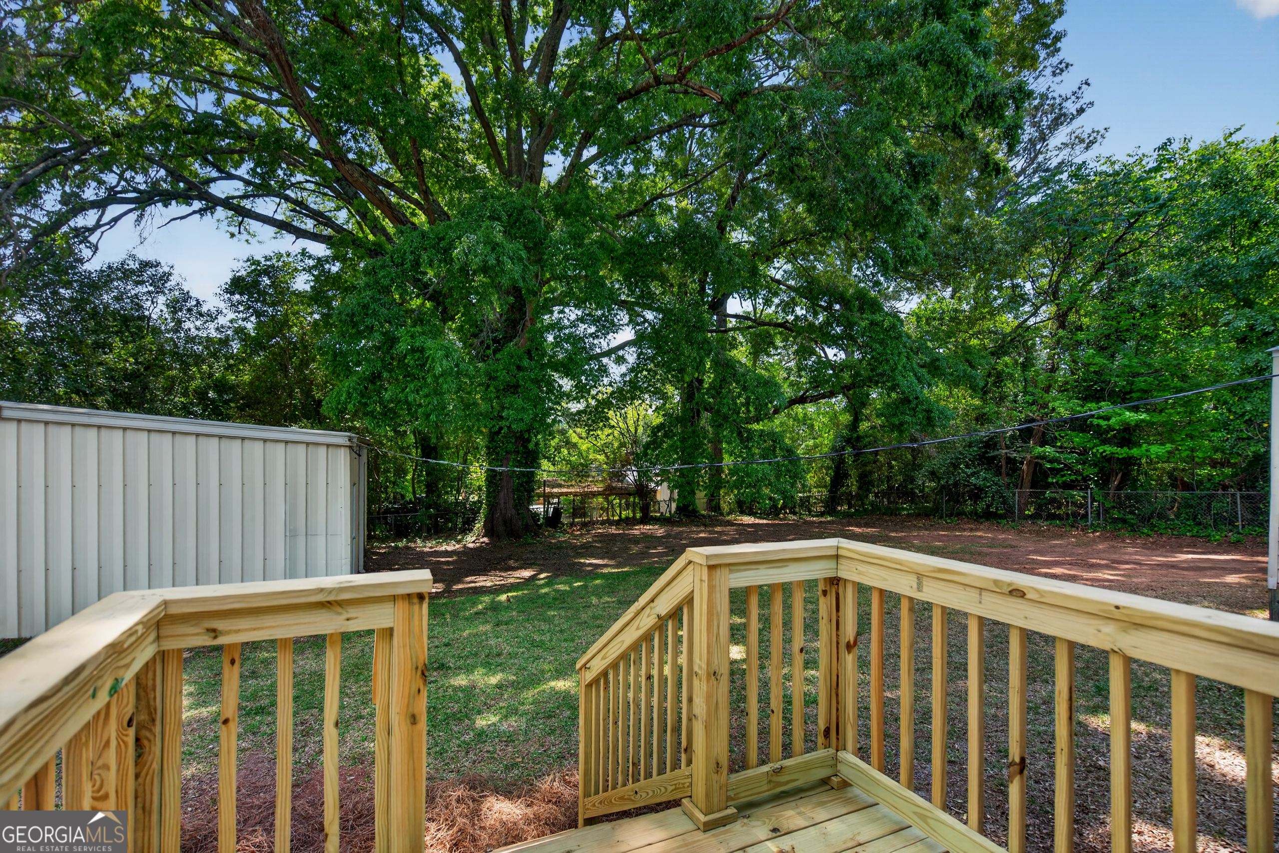 121 N Chilton Crescent Property Photo 32