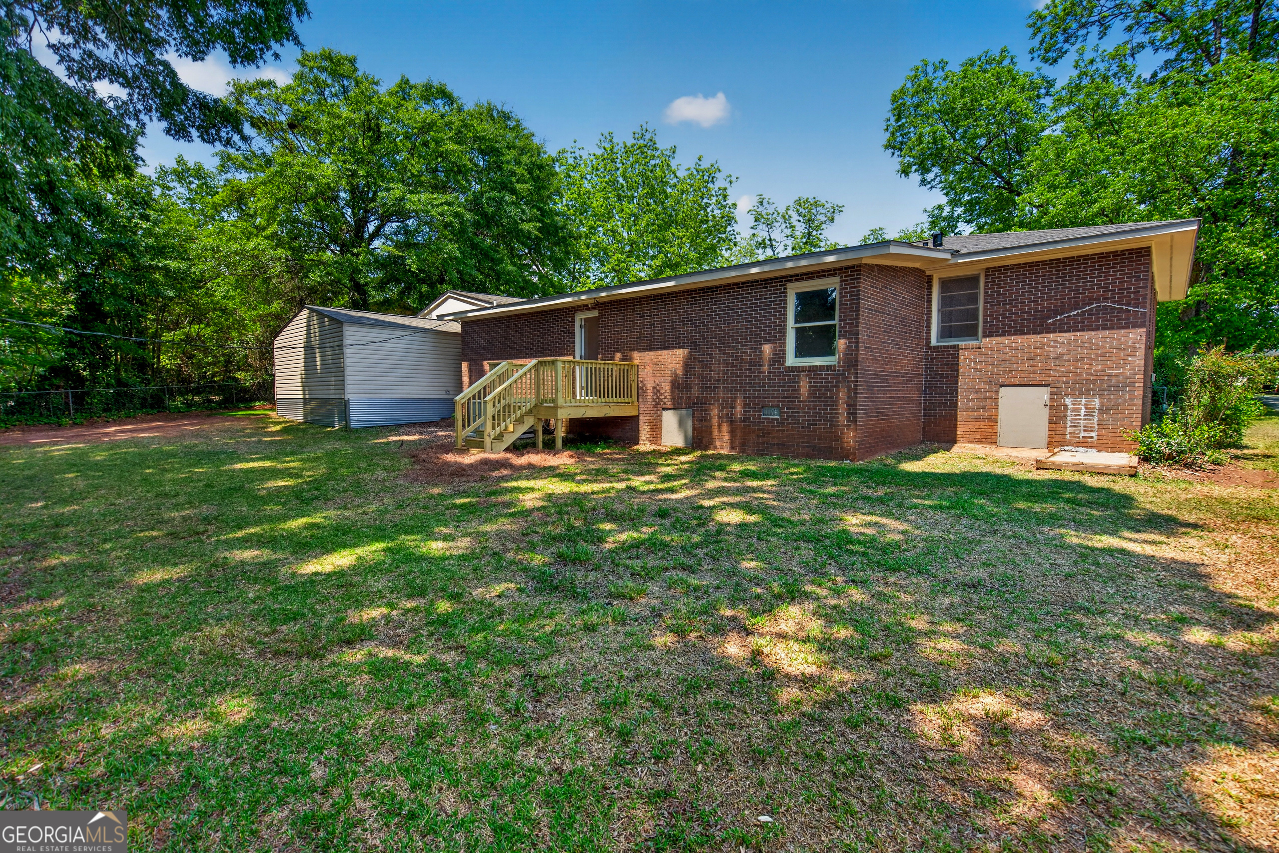 121 N Chilton Crescent Property Photo 36