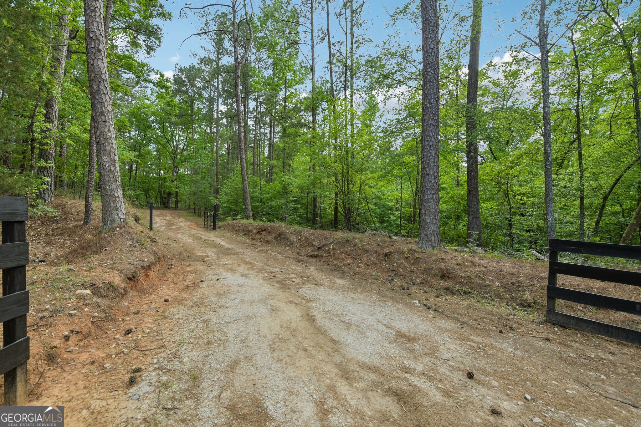 2630 Cold Springs Road Property Photo 6
