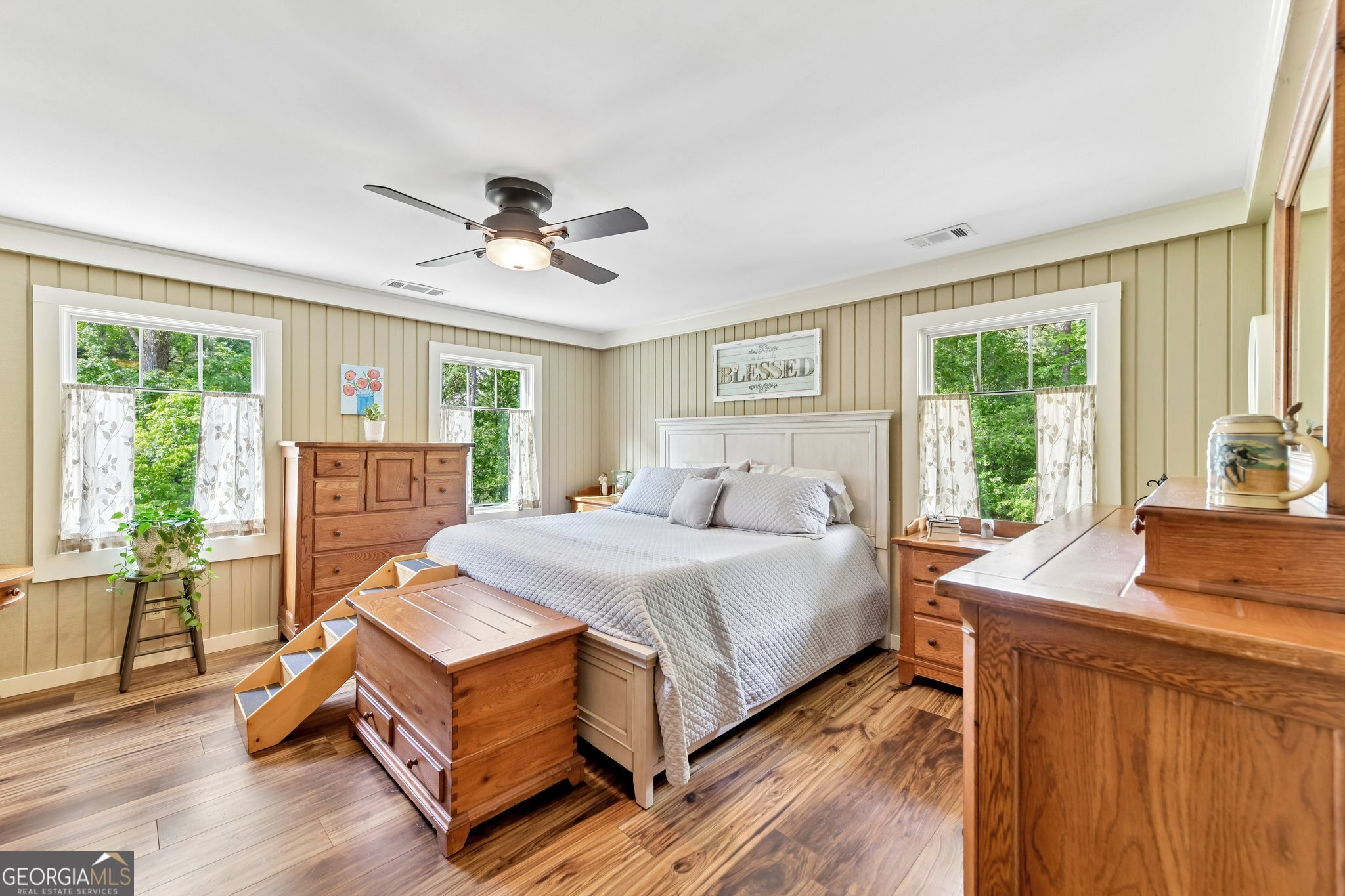 2630 Cold Springs Road Property Photo 16