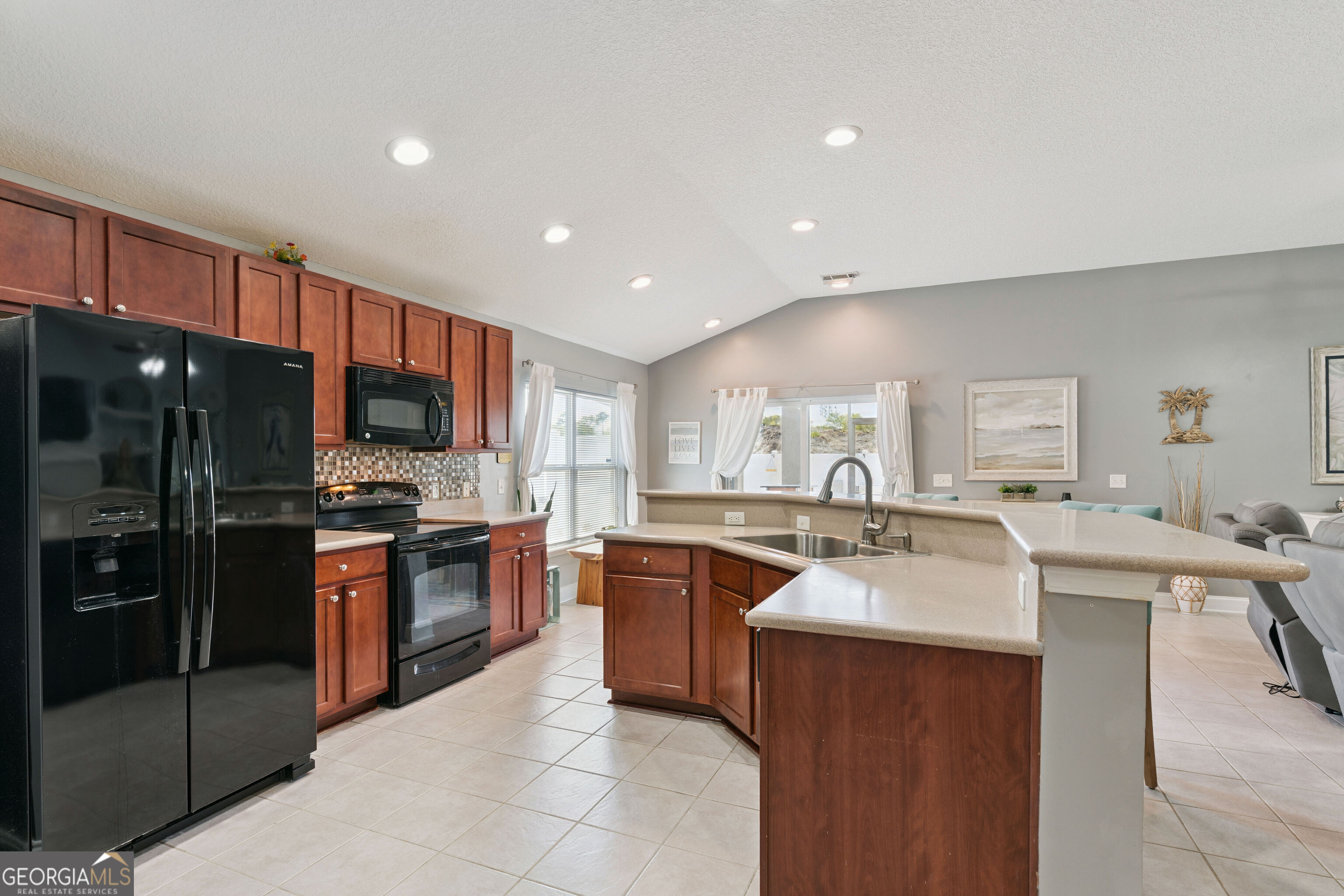 269 Long Way S Property Photo 9