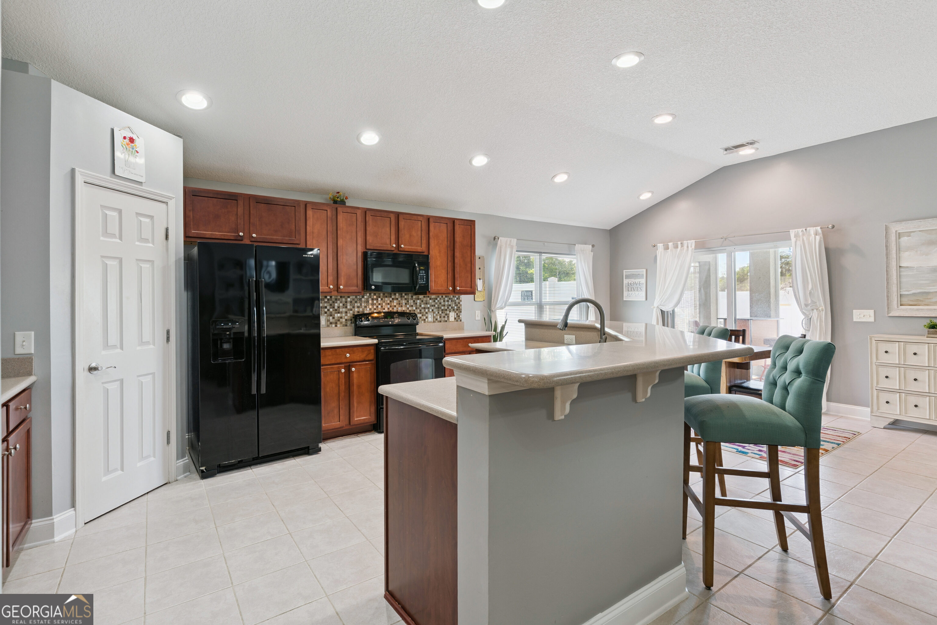 269 Long Way S Property Photo 11