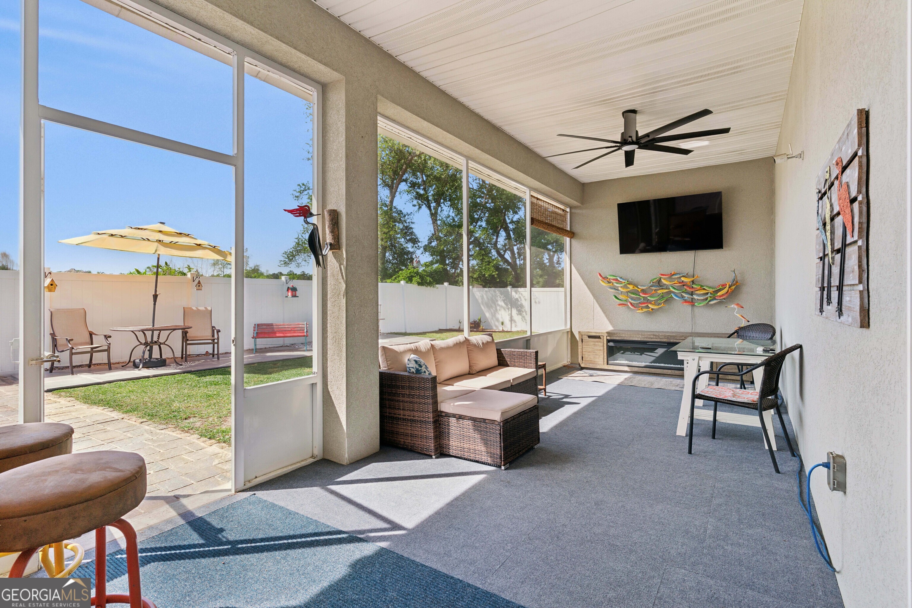 269 Long Way S Property Photo 23