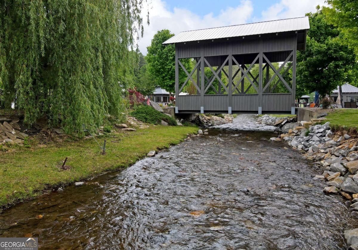 98 Heavenly Drive Property Photo 32
