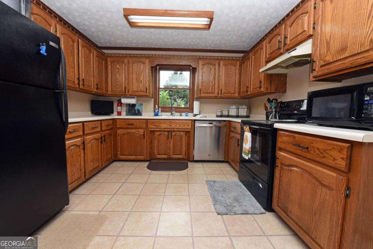 98 Heavenly Drive Property Photo 48
