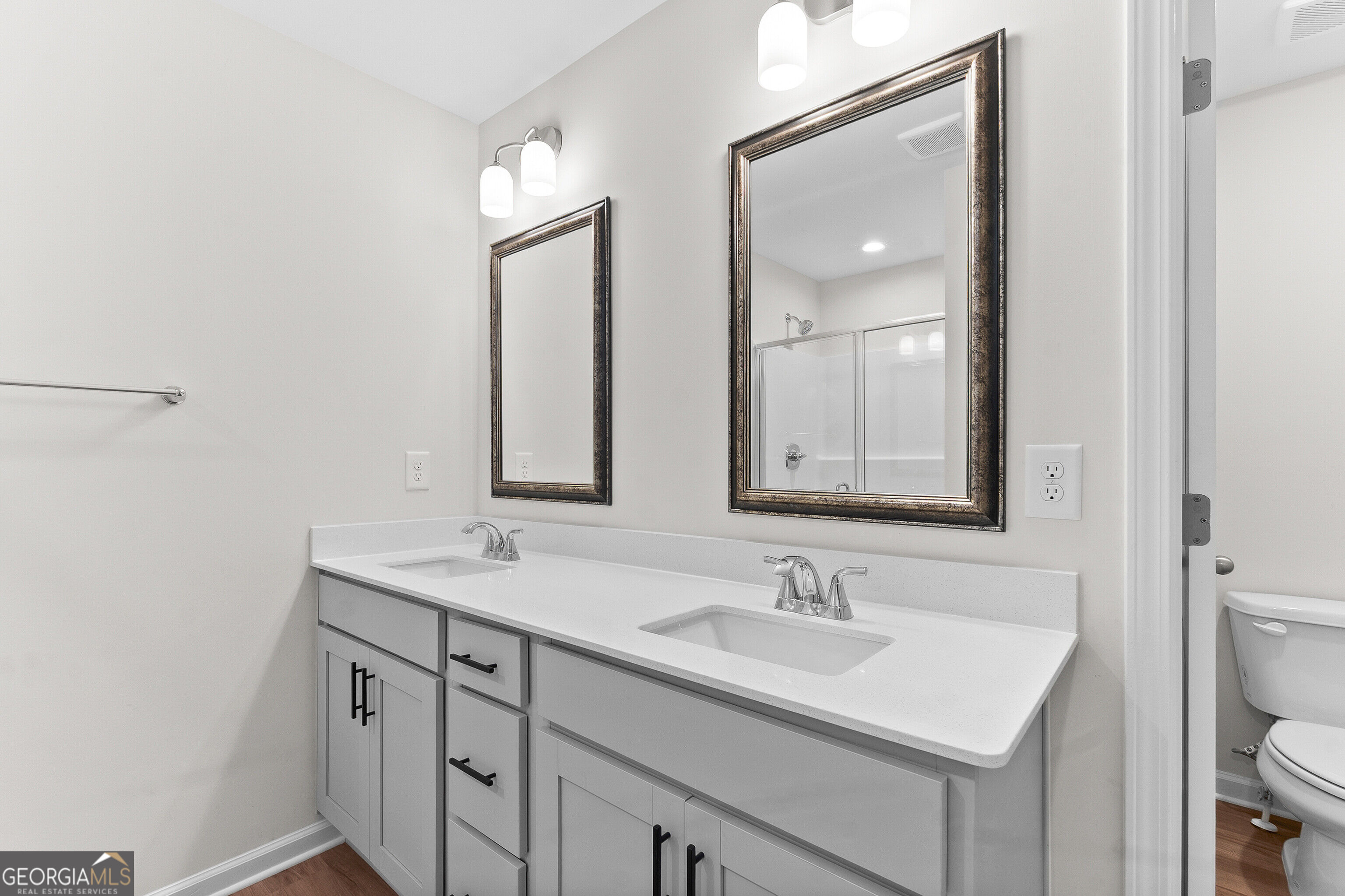 1050 Sun Valley Court # C60 Property Photo 13