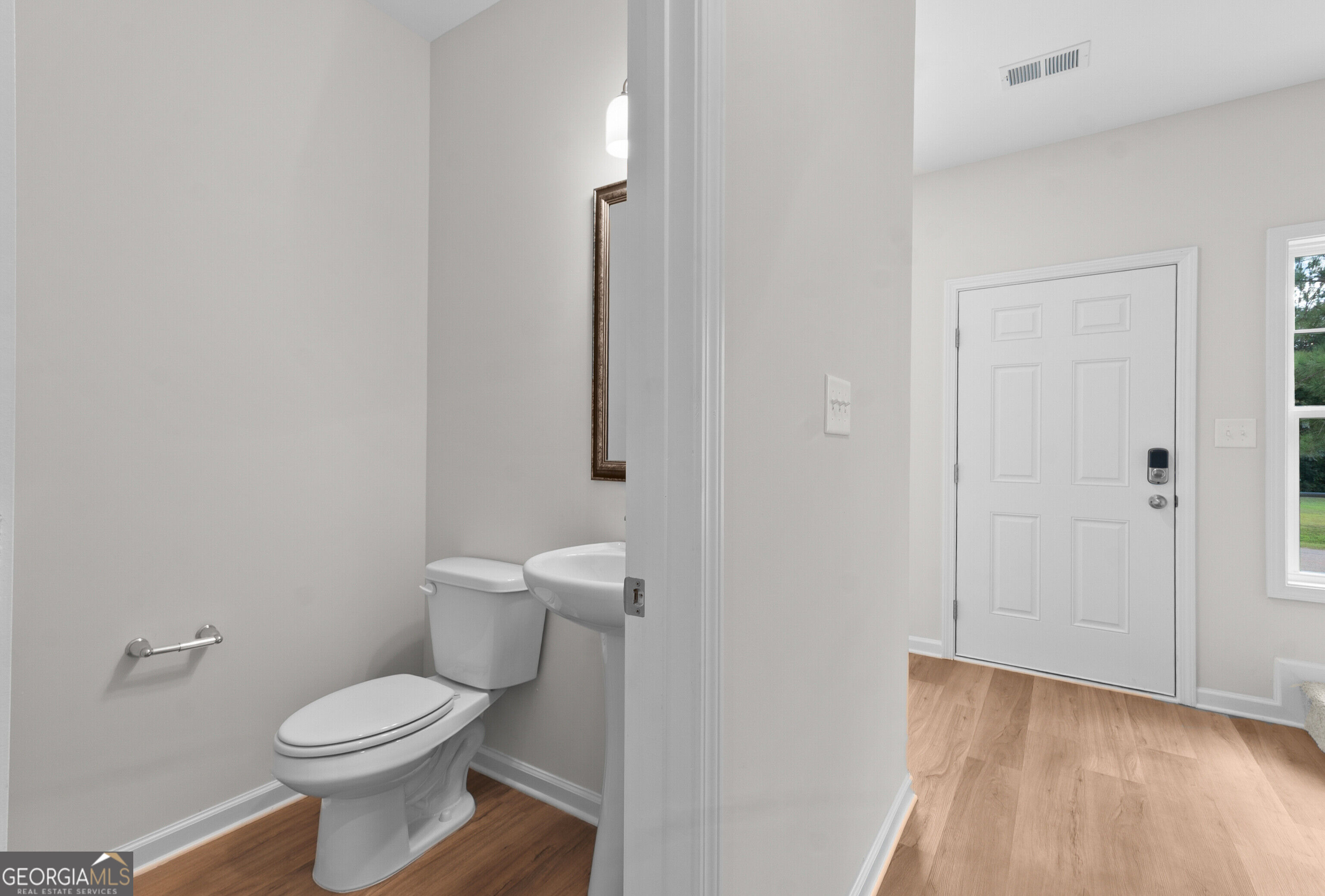 1050 Sun Valley Court # C60 Property Photo 14