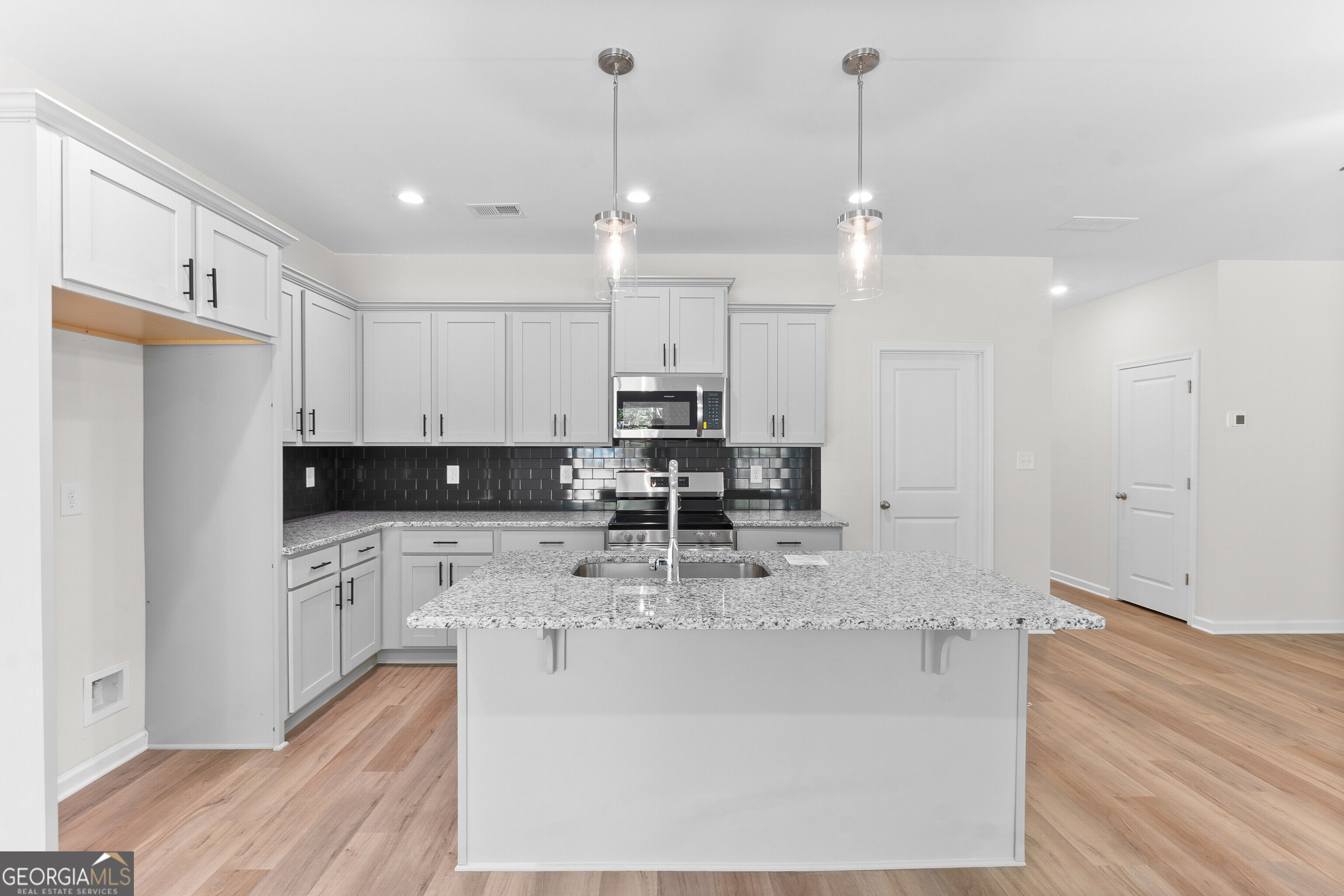1050 Sun Valley Court # C60 Property Photo 24