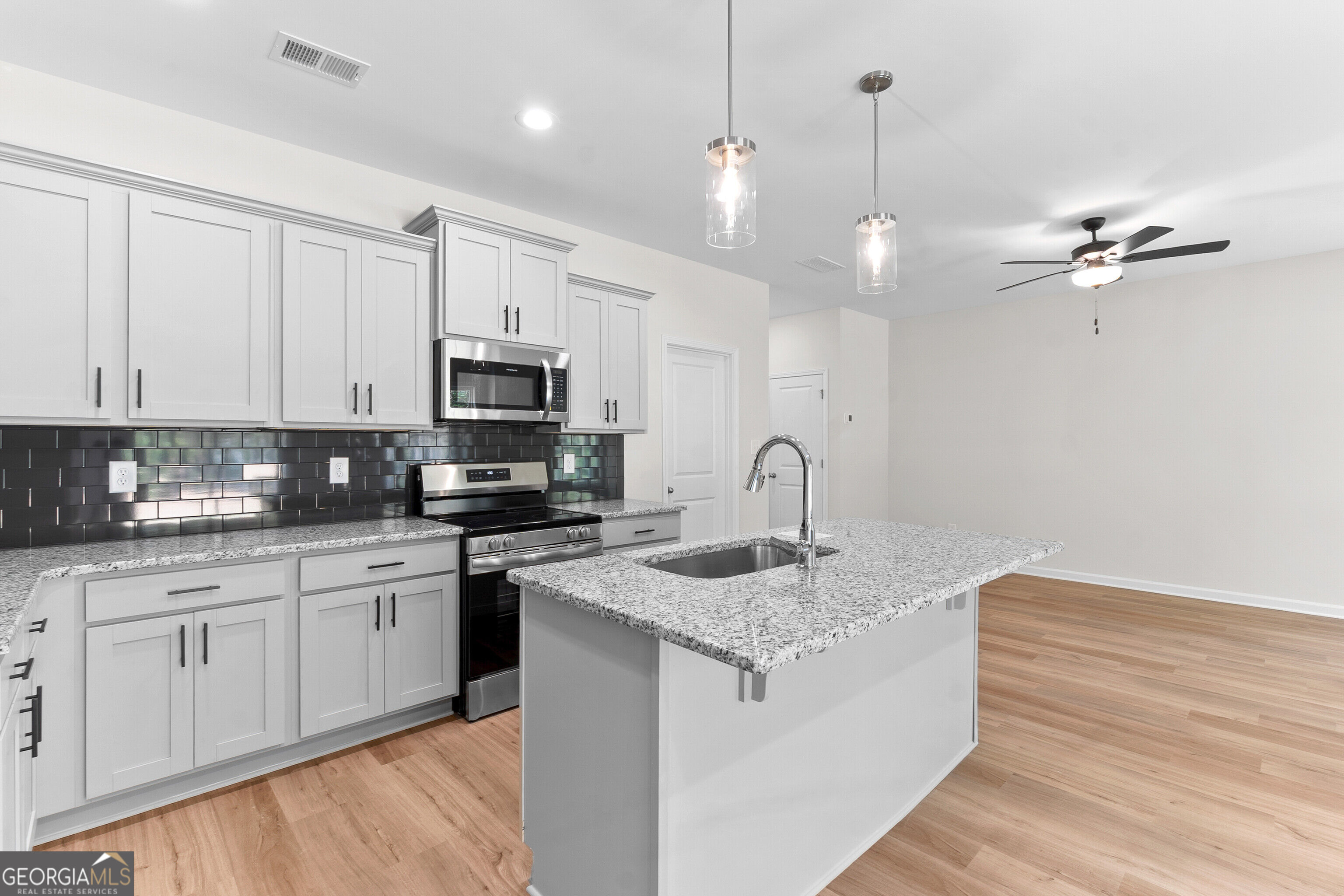 1050 Sun Valley Court # C60 Property Photo 25