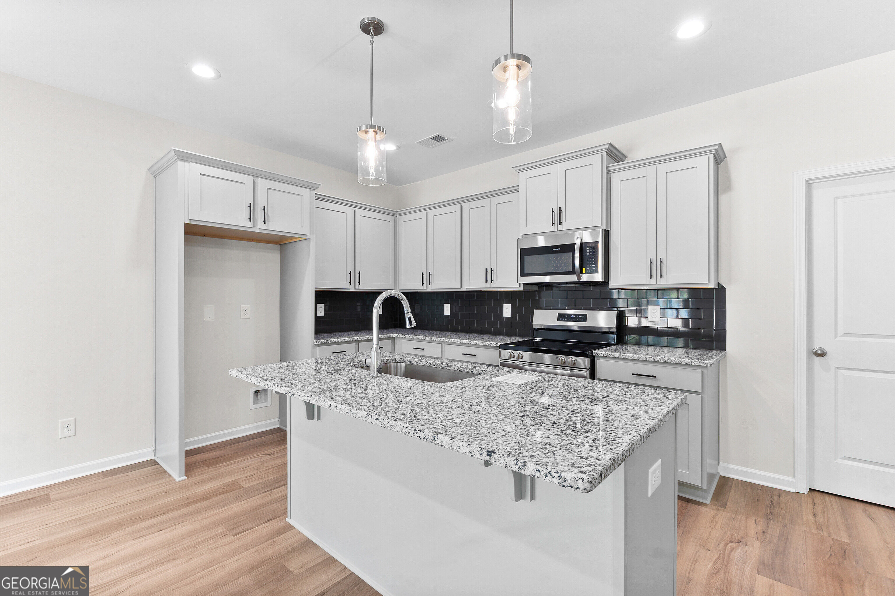 1050 Sun Valley Court # C60 Property Photo 27