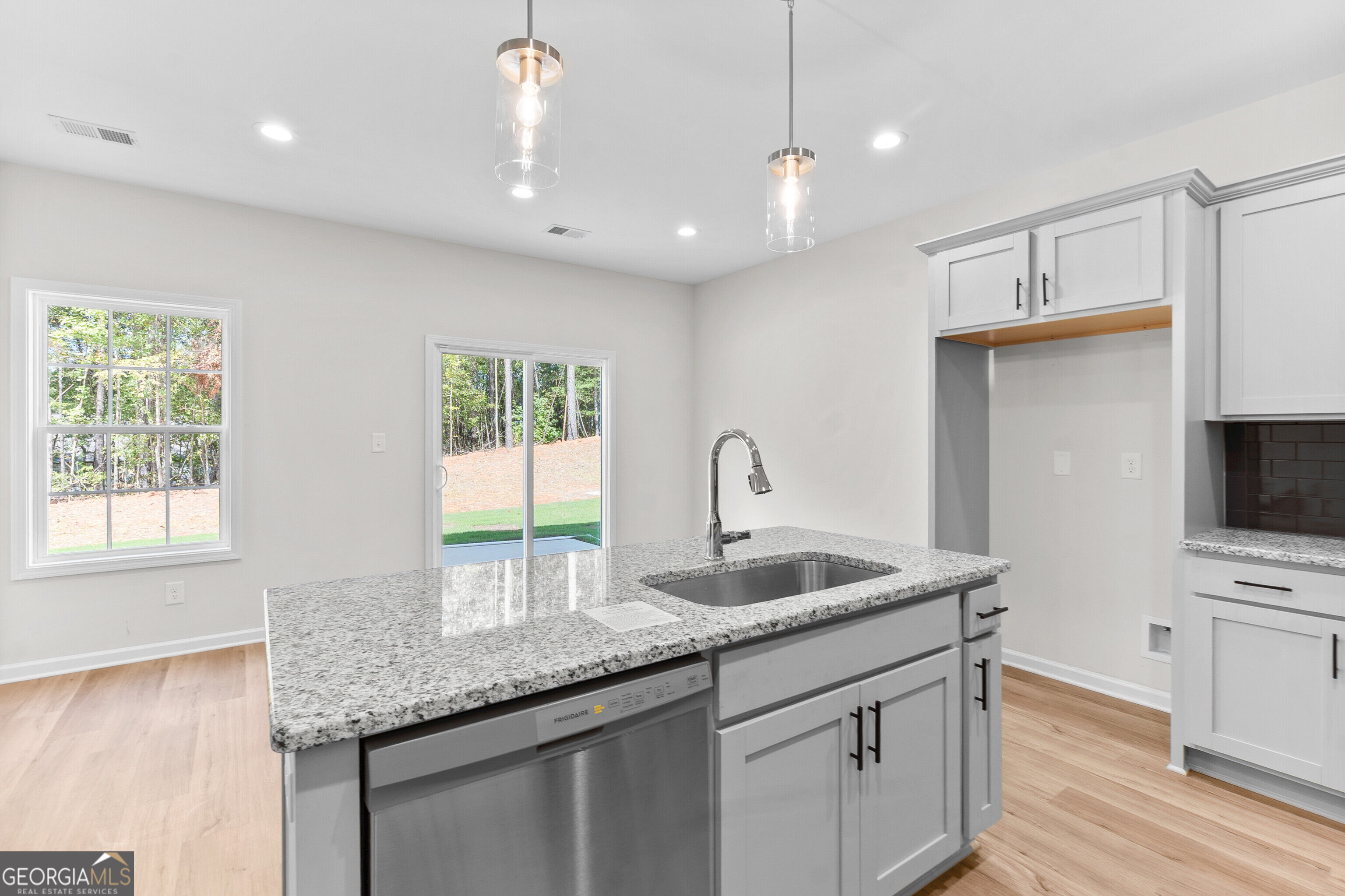 1050 Sun Valley Court # C60 Property Photo 33