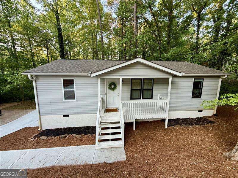 140 Rosewood Drive Property Photo 1
