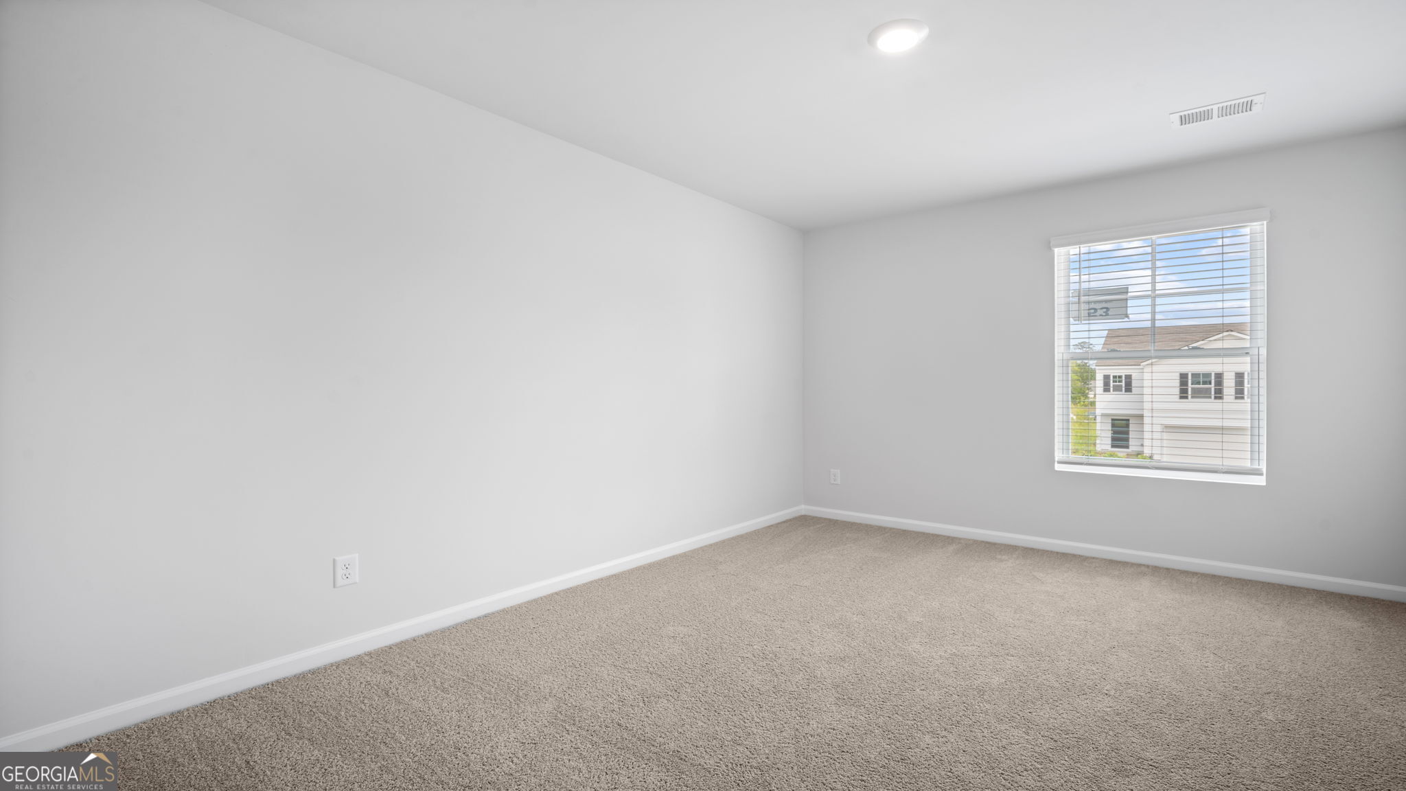 1051 Lakes Boulevard Property Photo 24
