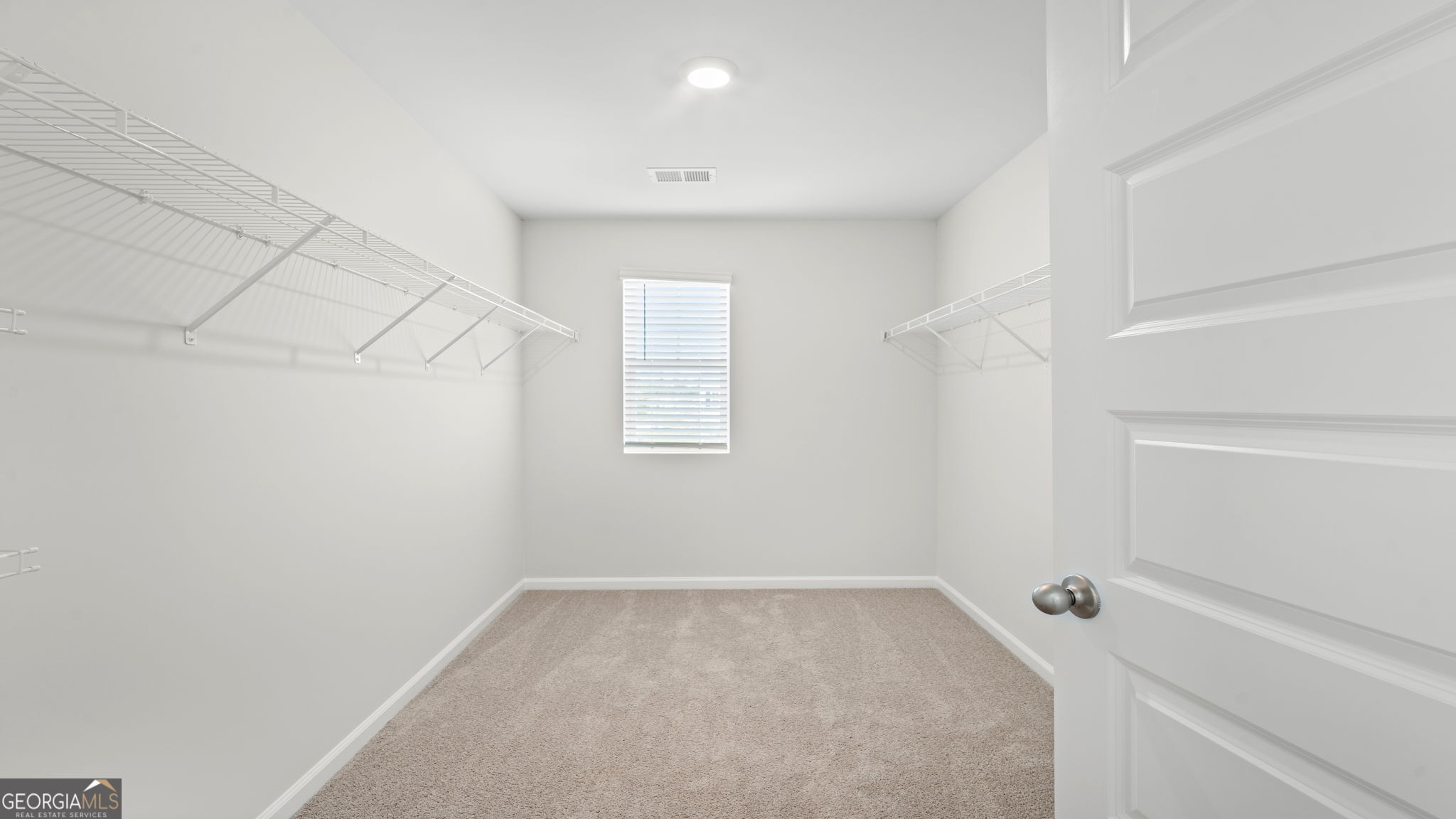 1051 Lakes Boulevard Property Photo 34