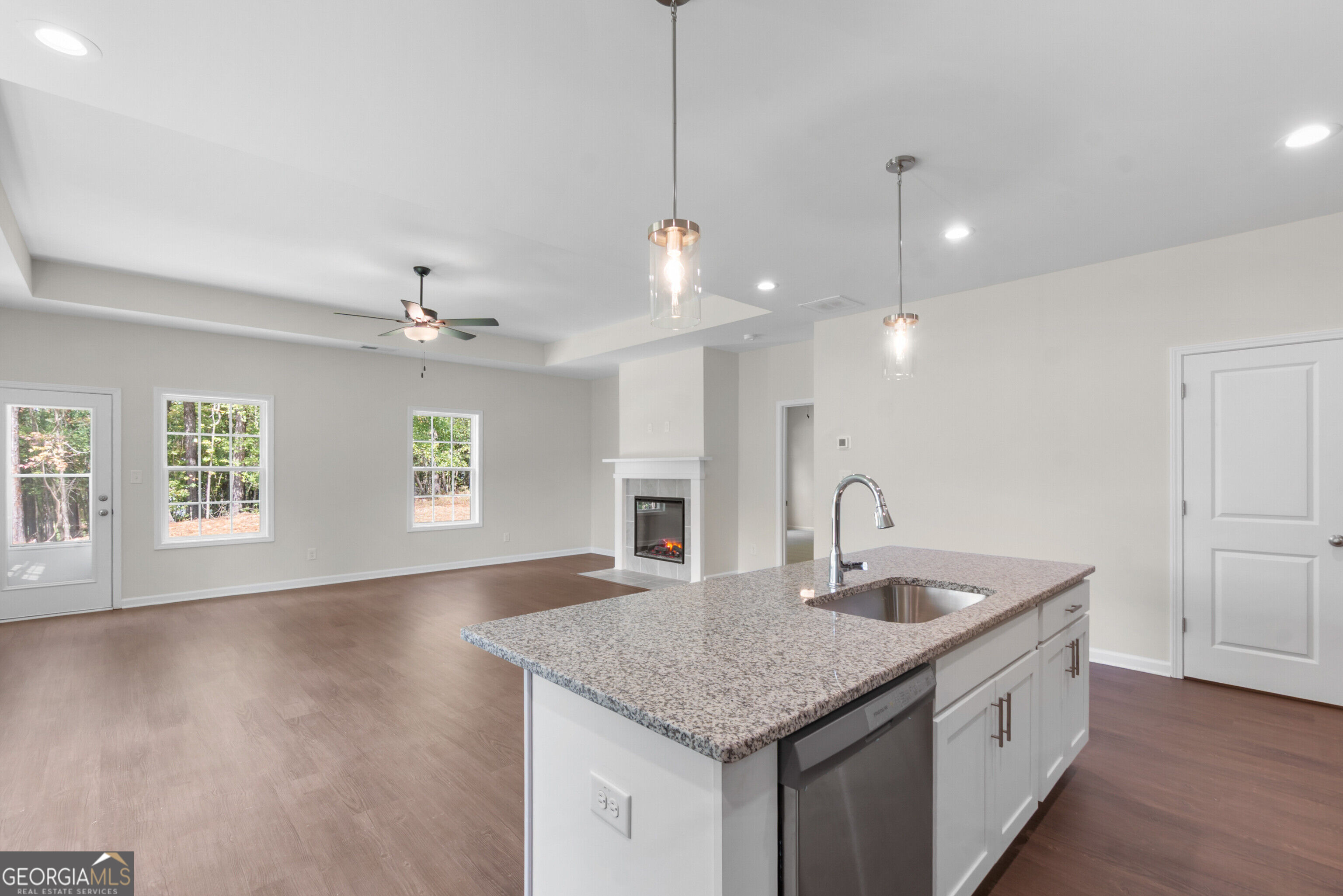 1046 Sun Valley Court # C59 Property Photo 6