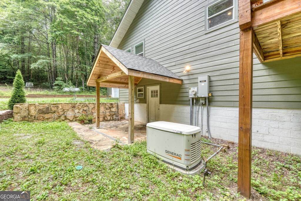 550 Watson Road Property Photo 7