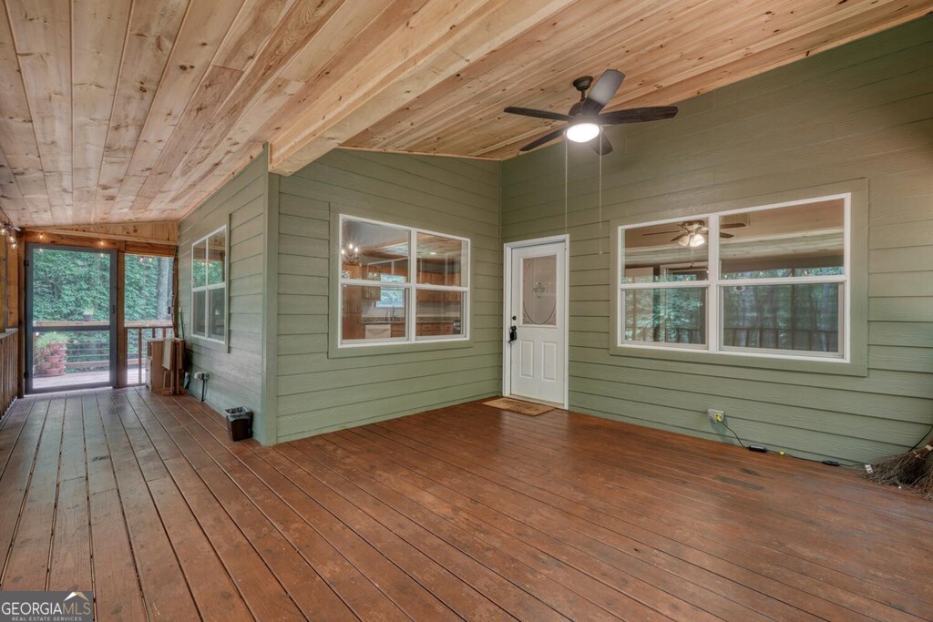 550 Watson Road Property Photo 15