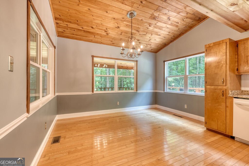 550 Watson Road Property Photo 23