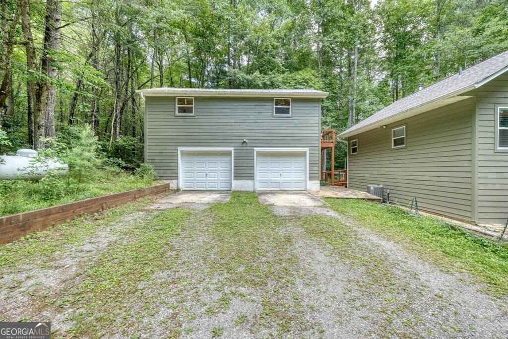 550 Watson Road Property Photo 36