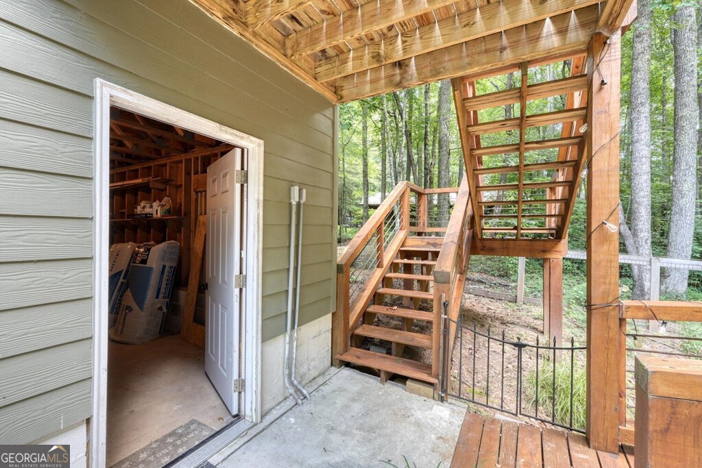 550 Watson Road Property Photo 37