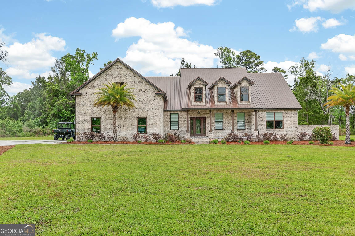 211 Sanford Drive Property Photo 2